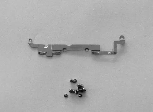 Blindaje de Flex de Carga – iPhone 11 (Con Tornillos)